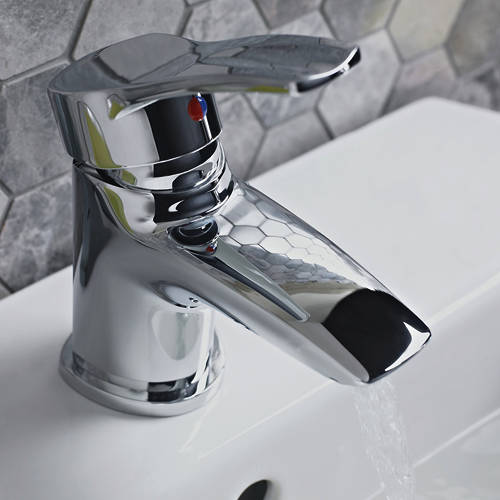 Example image of Bristan Capri Mono Basin Mixer Tap With Pop Up Waste (Chrome).
